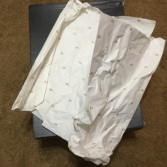 Empty Box- JORDAN 6 RINGS - Empty Box with 23 Tissue - Picture 14 of 16